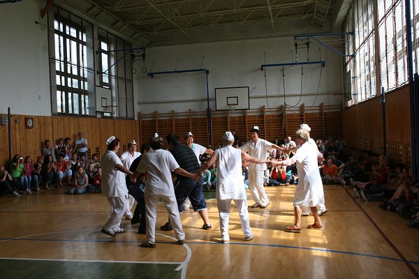 9.B rozlucka a sport 9.roč.