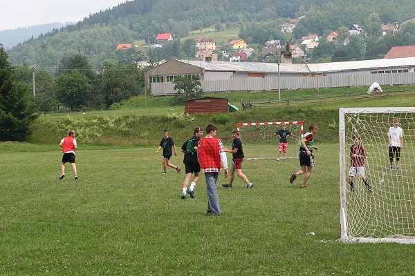 9.B rozlucka a sport 9.roč.