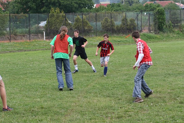 9.B rozlucka a sport 9.roč.