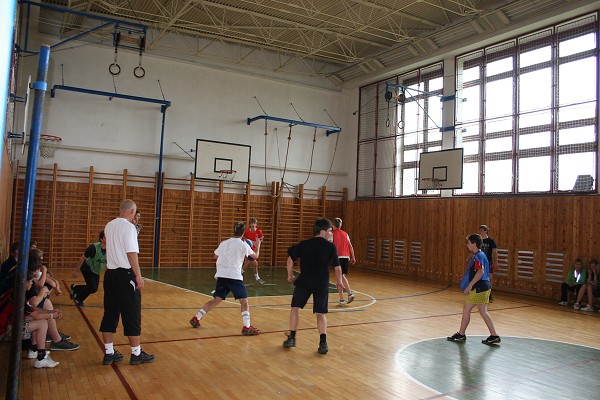 9.B rozlucka a sport 9.roč.