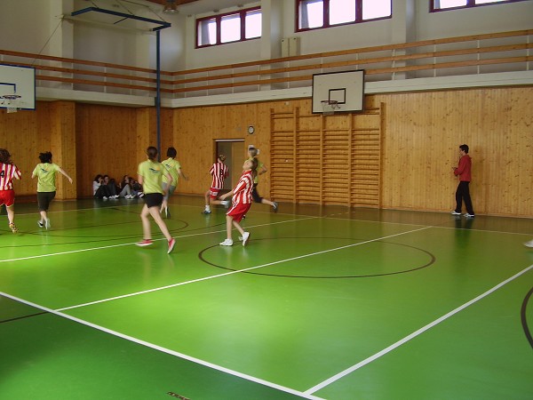 Basket březen 2010