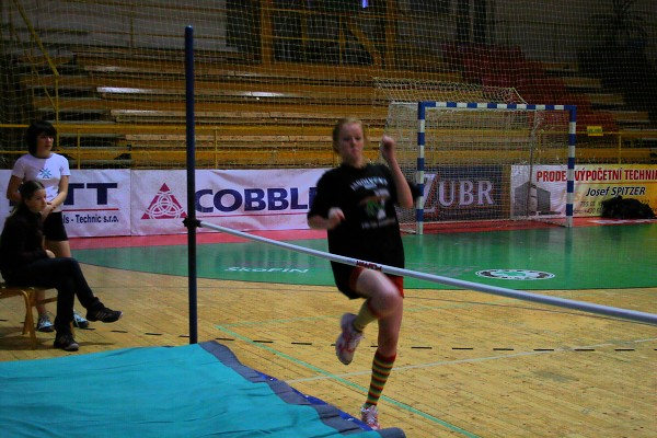 Vánoční laťka 2009 hala Zubří