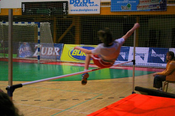 Vánoční laťka 2009 hala Zubří