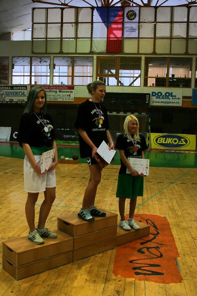 Vánoční laťka 2009 hala Zubří