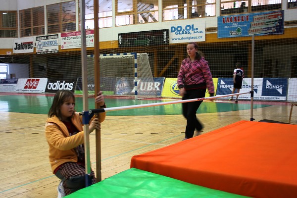 Vánoční laťka 2009 hala Zubří