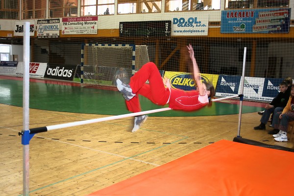 Vánoční laťka 2009 hala Zubří