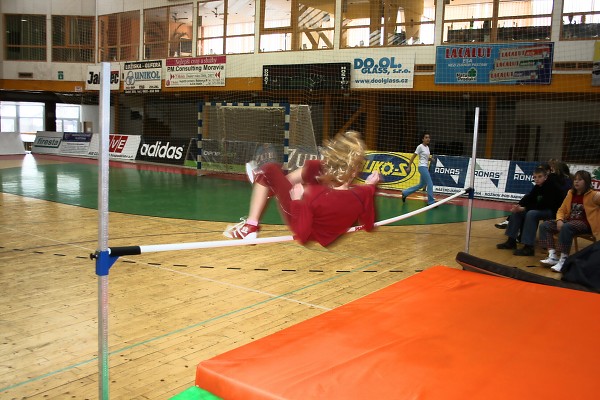 Vánoční laťka 2009 hala Zubří