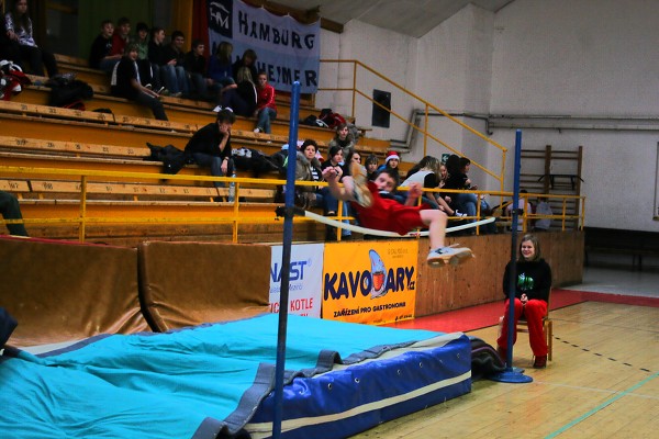 Vánoční laťka 2009 hala Zubří