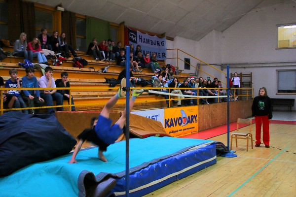 Vánoční laťka 2009 hala Zubří