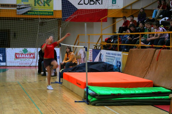 Vánoční laťka 2009 hala Zubří