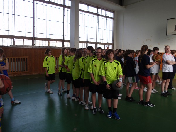 BASKETBAL DUBEN 2012