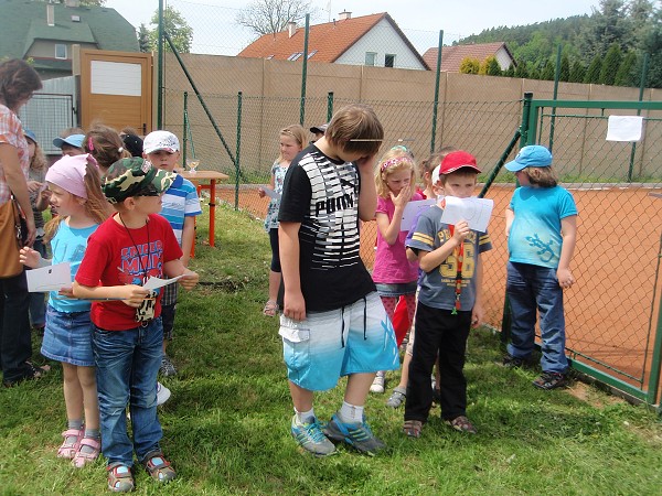 Zábavné odpoledne šesťáků s prvňáky