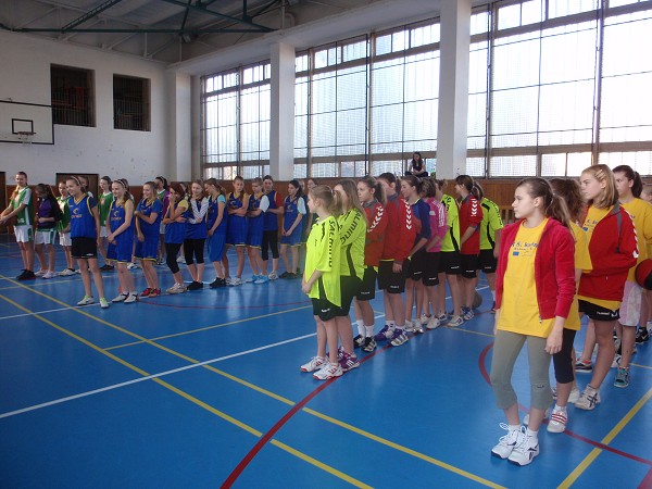 BASKETBAL BŘEZEN 2013