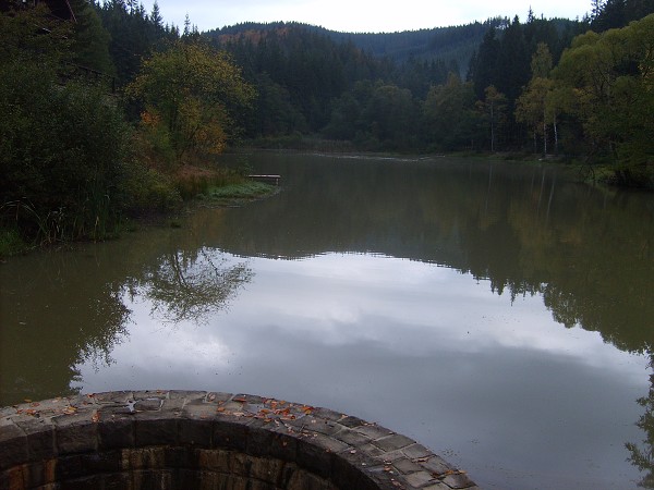 ZEMĚPISNÁ EXKURZE JEZERNÉ-KORŇA-MORÁVKA