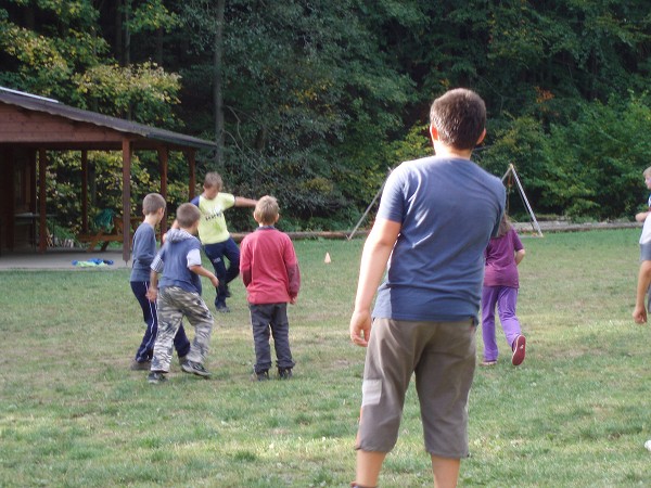 STMELOVACÍ POBYT 4.A SEMETÍN